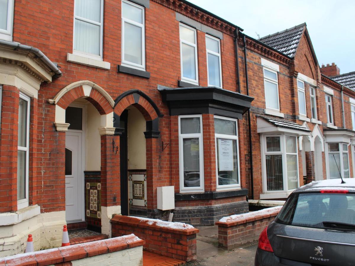 Townhouse Plus @ 282 Walthall Street Crewe Εξωτερικό φωτογραφία